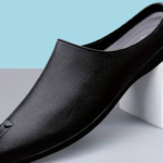 Half-cut trendy leather shoe.