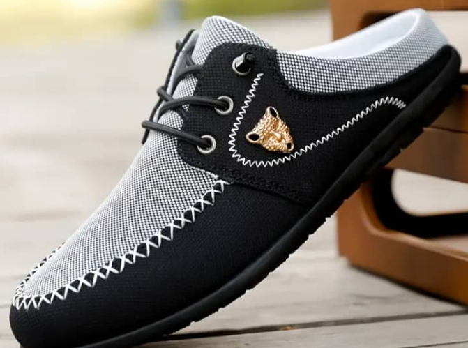 Crafted Suede half-cut shoe