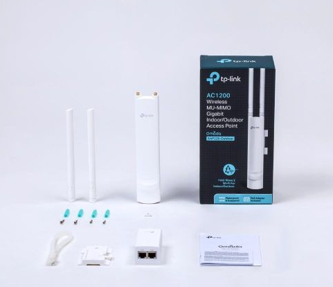TP-Link – AC1200 Indoor/Outdoor Access Point EAP225
