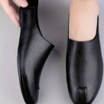 Half-cut trendy leather shoe.
