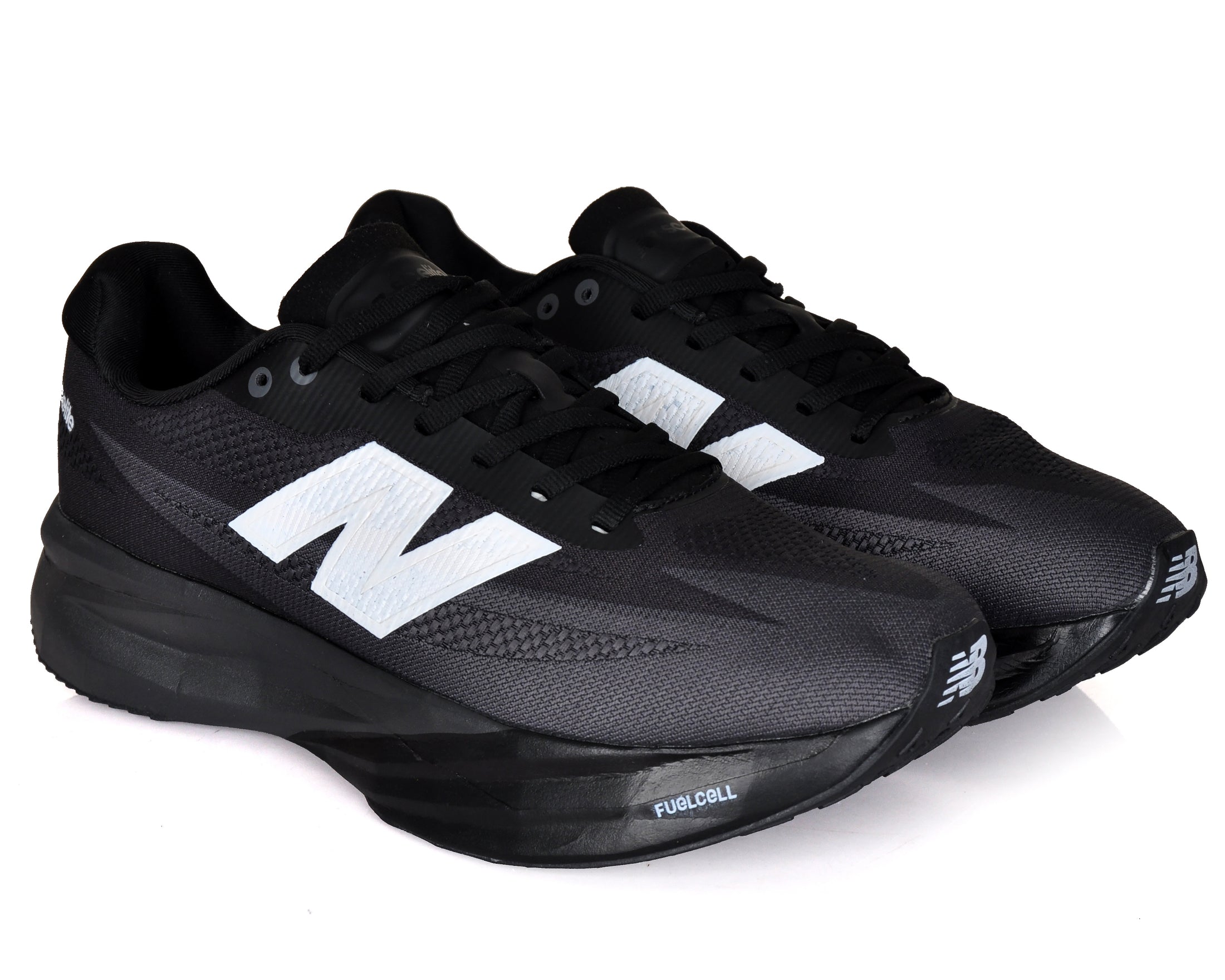 Men’s Sneakers & Athletic Shoes NB Fuel Cell Rebel v4