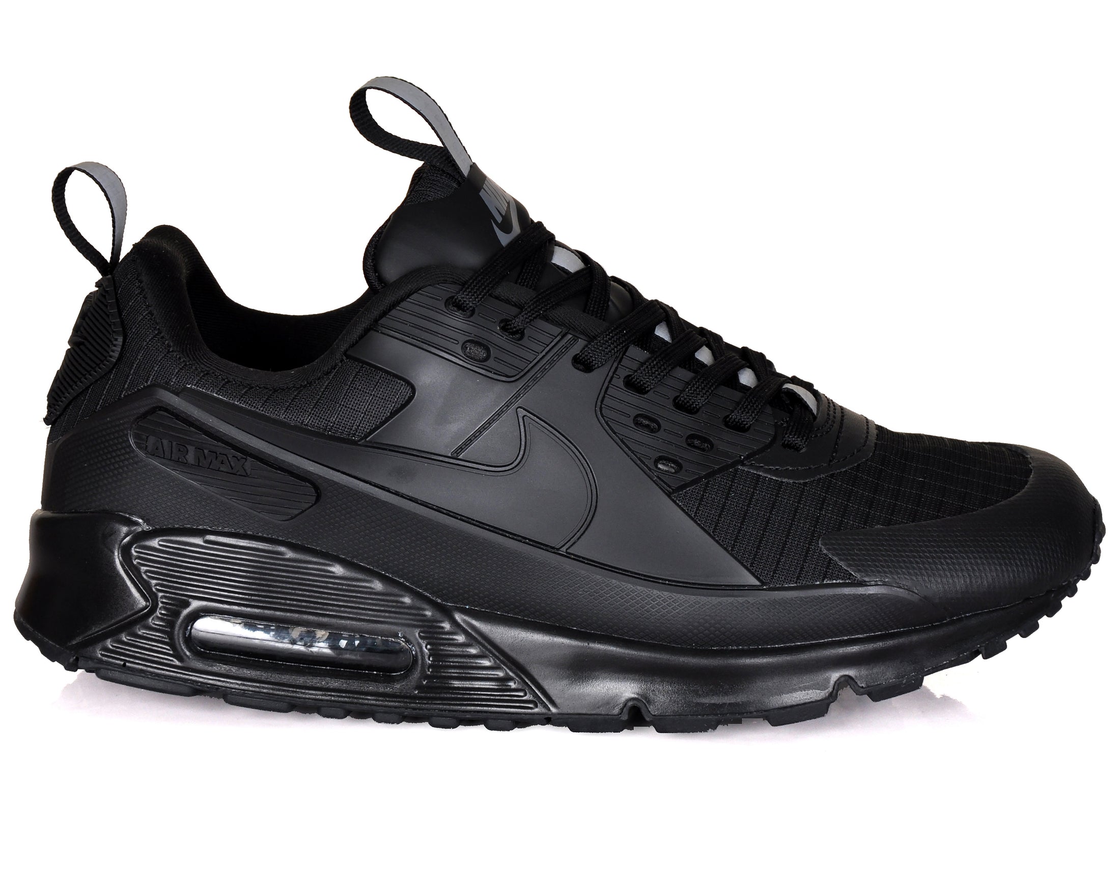 Nike Air Max 90 Drift trainers in Black Shoes