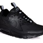 Nike Air Max 90 Drift trainers in Black Shoes