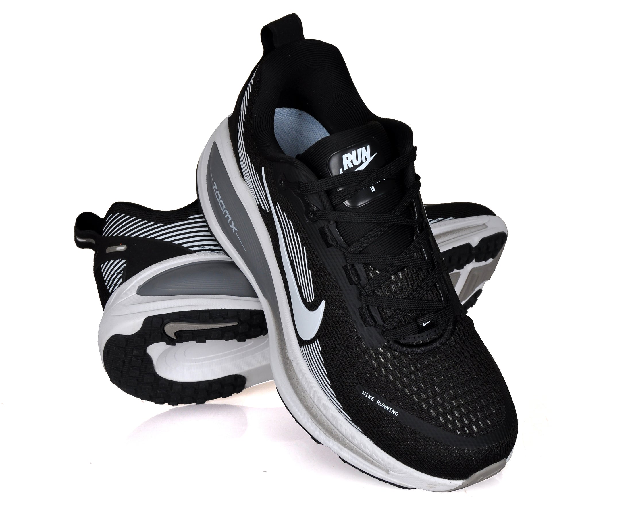 Nike Vomero 18 Sneakers