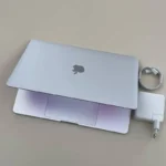 2017 APPLE MACBOOK PRO