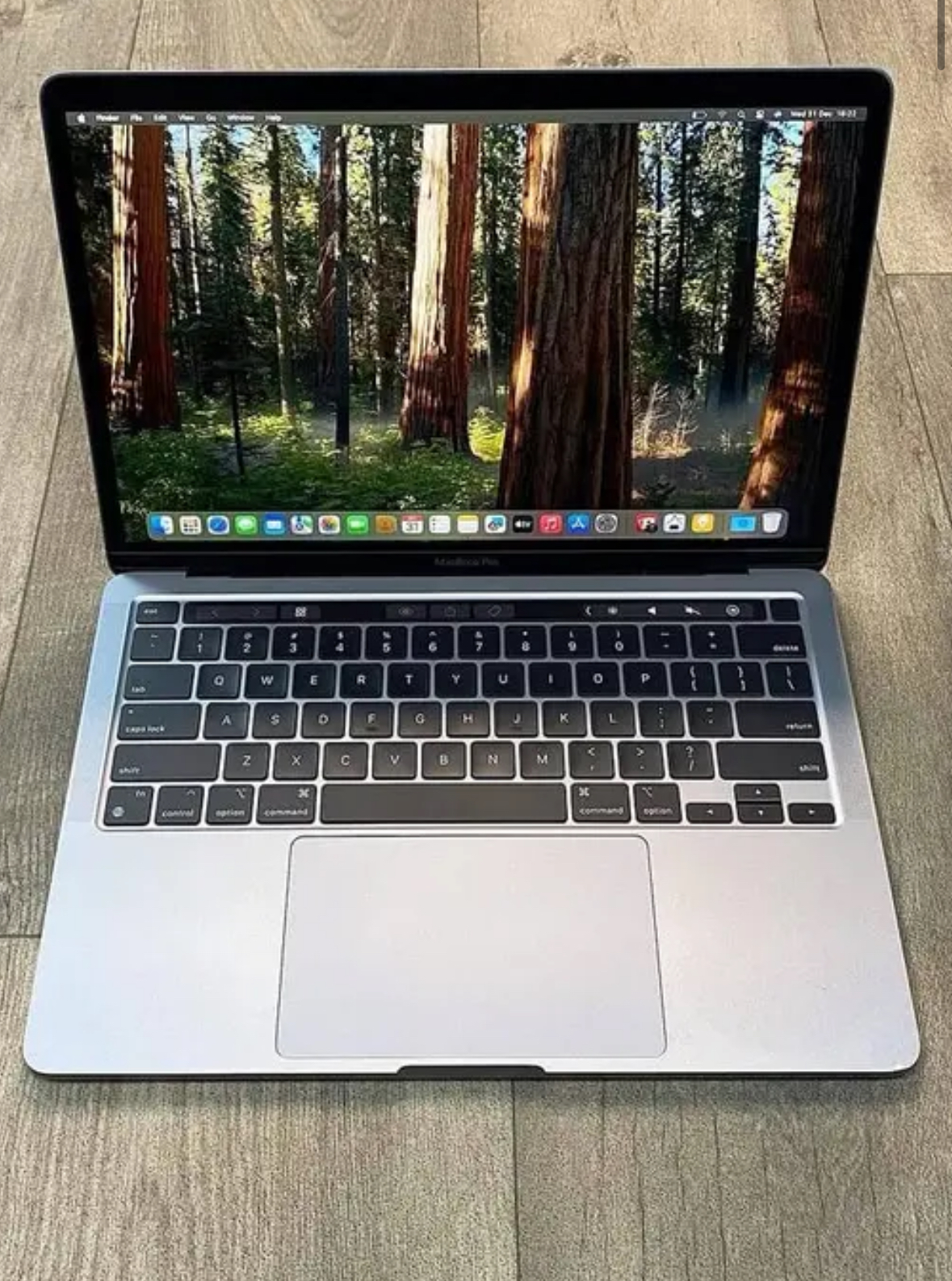 2020 APPLE MACBOOK PRO M1