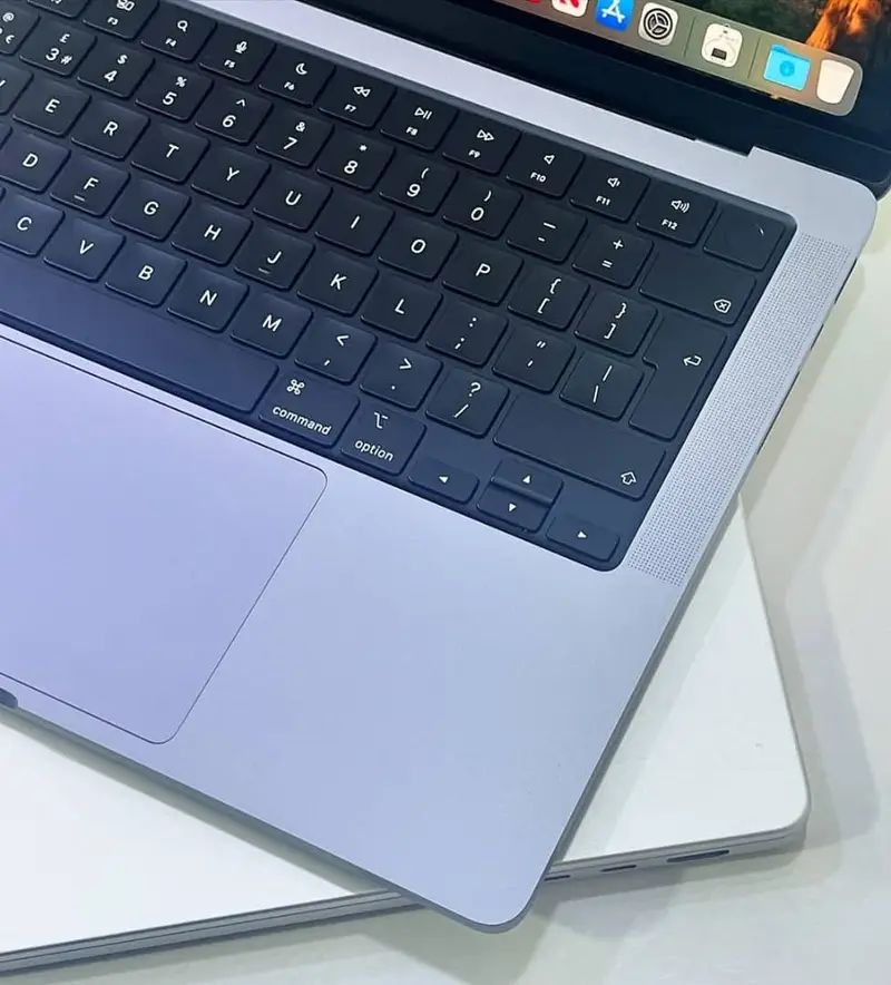 PRO 2021 APPLE MACBOOK PRO M1 PRO