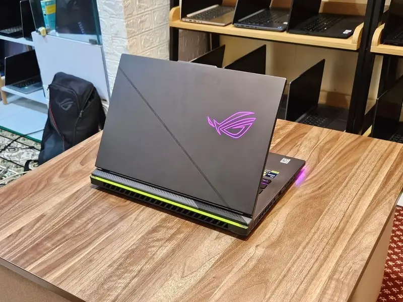 ASUS ROG STRIX G16