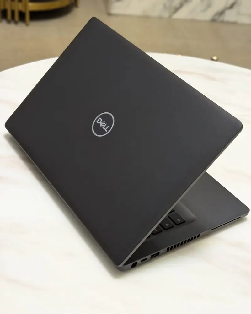 DELL LATITUDE 5400 [Core i7]