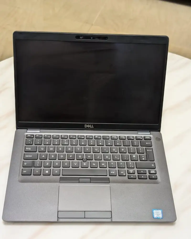 DELL LATITUDE 5400 [Core i7]