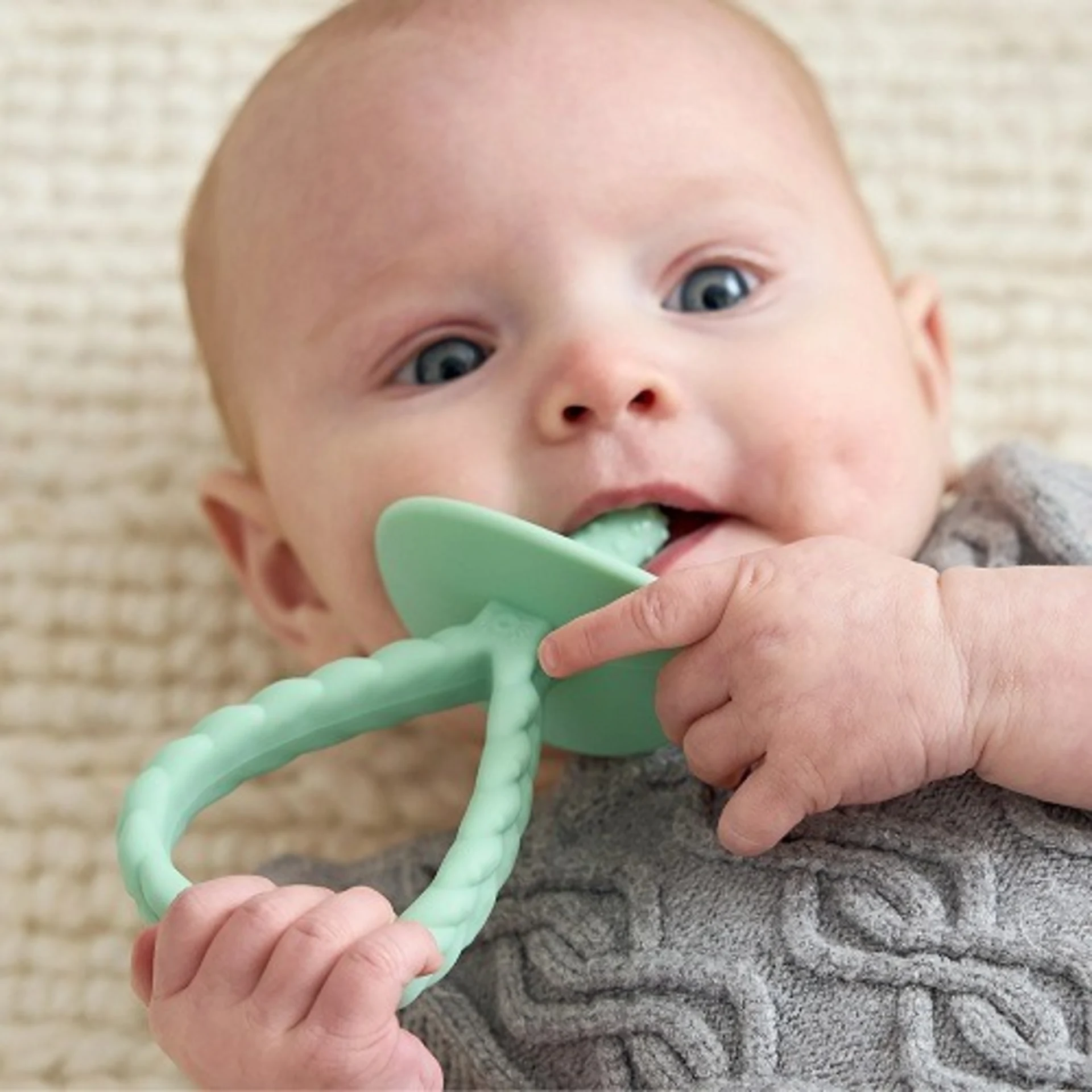 Itzy Ritzy 2pk Pre-feeding Teether Tools – Mint Green