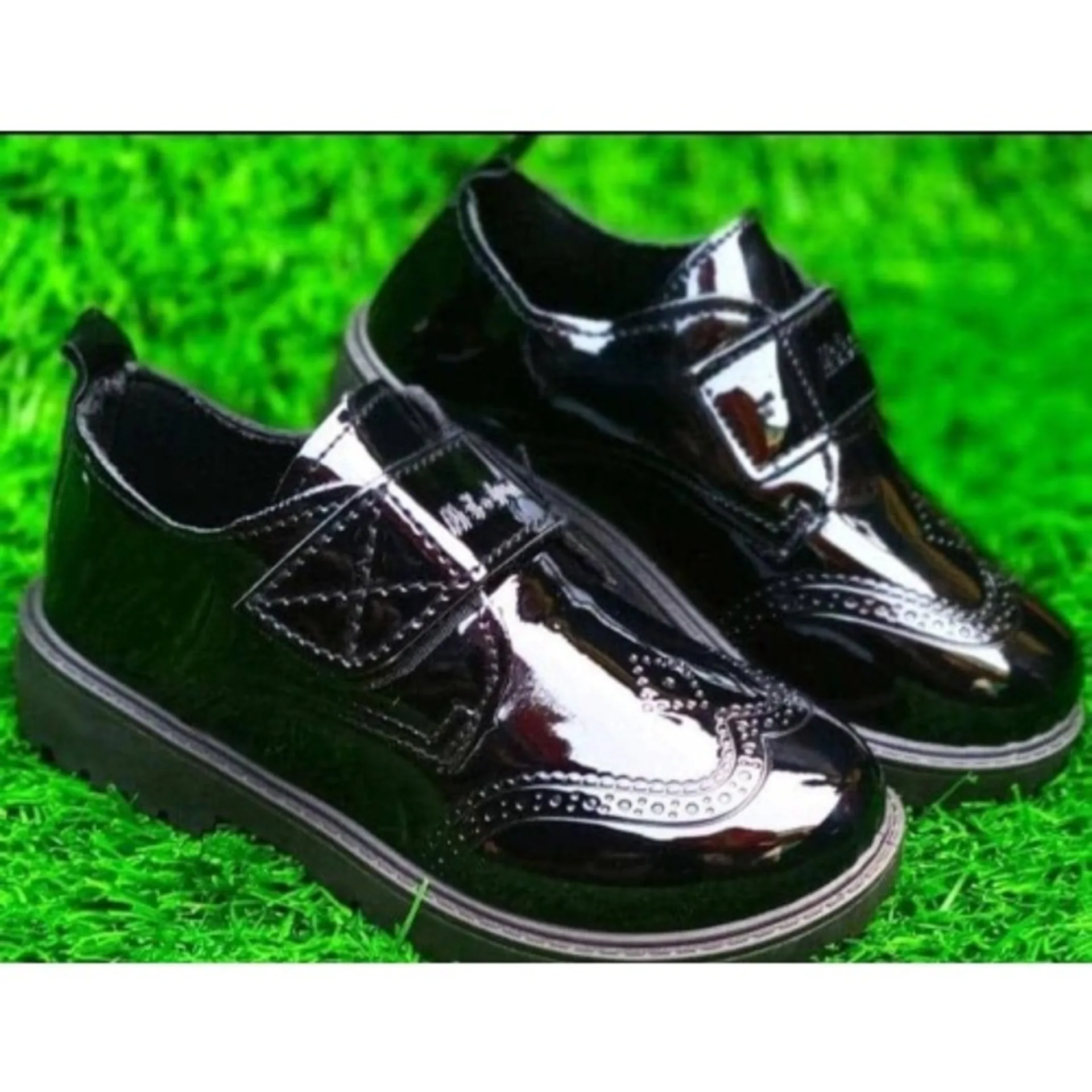 Glossy Classy Boy Shoe