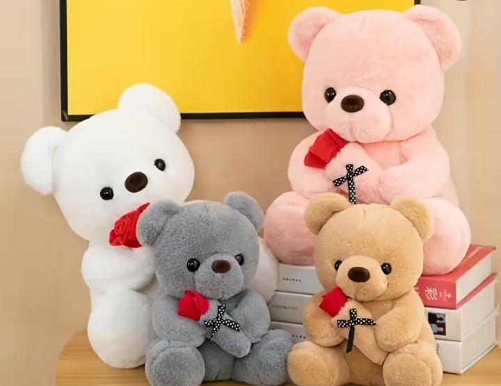 1pc Charming Trio of Teddy Bears with Roses
