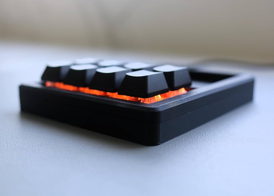 Mechanical Macropad with 3.5″ TFT Screen, 8 Programmable Keys, ESP32 Powered Custom Keyboard, Driver-Free HID for Streamers & Designers, Open Source 3D Printed Case