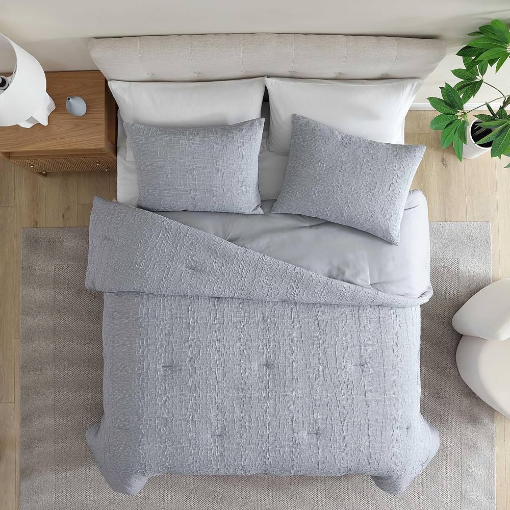 Nautica – Twin Comforter Set, Textured Chambray Bedding with Matching Sham, Medium-Weight for Year Round Use, Dorm Essentials, Oek-Tex Certified (Nautical Stitch Grey)