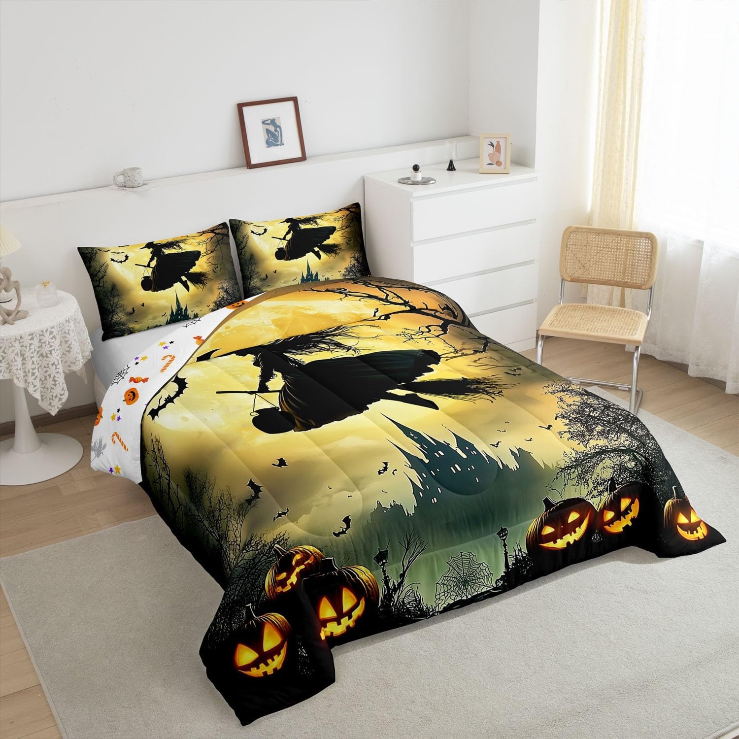 Erosebridal Girls Witch Bedding Set, Halloween Pumpkin Comforter Set Queen Size, Gothic Spooky Bat Duvet Insert Castle Terror Theme Bedding Comforter Sets for Kids Boys Teens Adult Bedroom