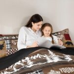 Retro Cabin Comforter Set Rustic Adventure Bear Deer Bedding Set Hunting Wildlife Wild Animal Duvet Insert Plaid Lodge Farmhouse Down Comforter Western Country Comforter + 2 Pillow Cases, Queen Size