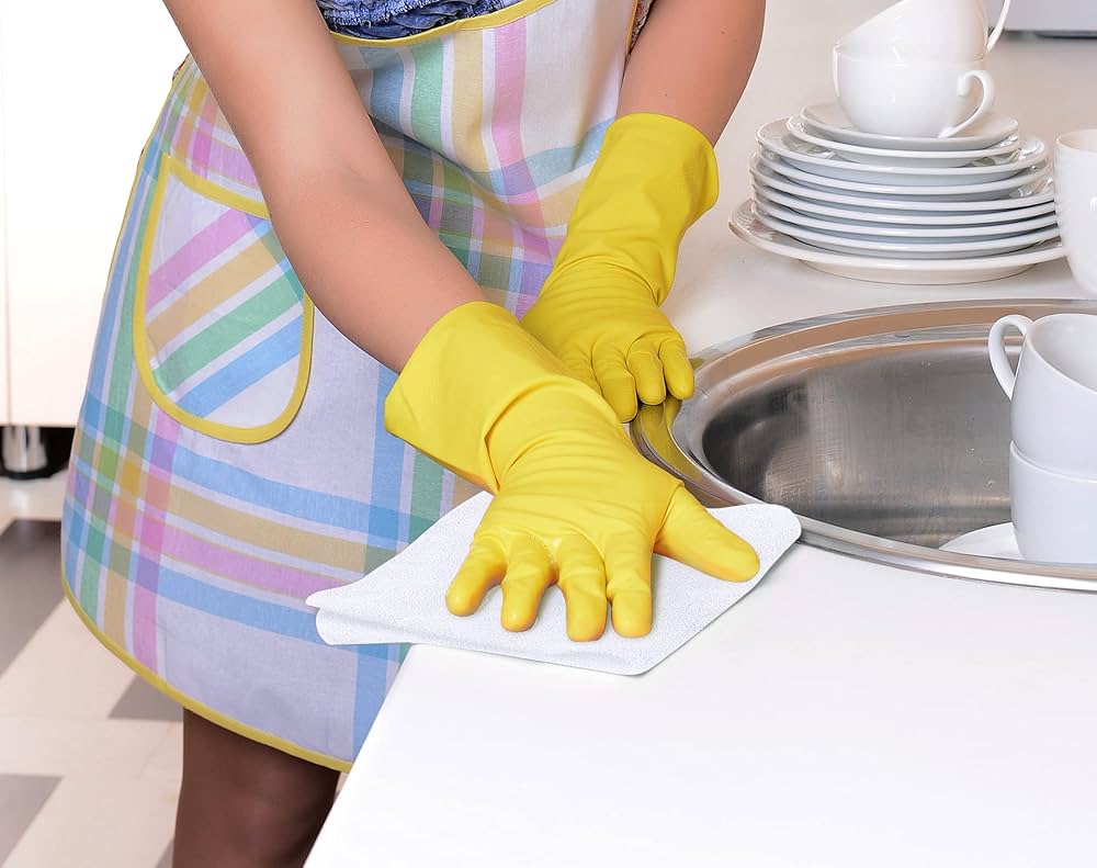 Utopia Towels 24 Pack Cotton Washcloths Set, 100% Ring Spun Cotton, Premium Quality Flannel Face Cloths, Highly Absorbent and Soft Feel Fingertip Towels, White