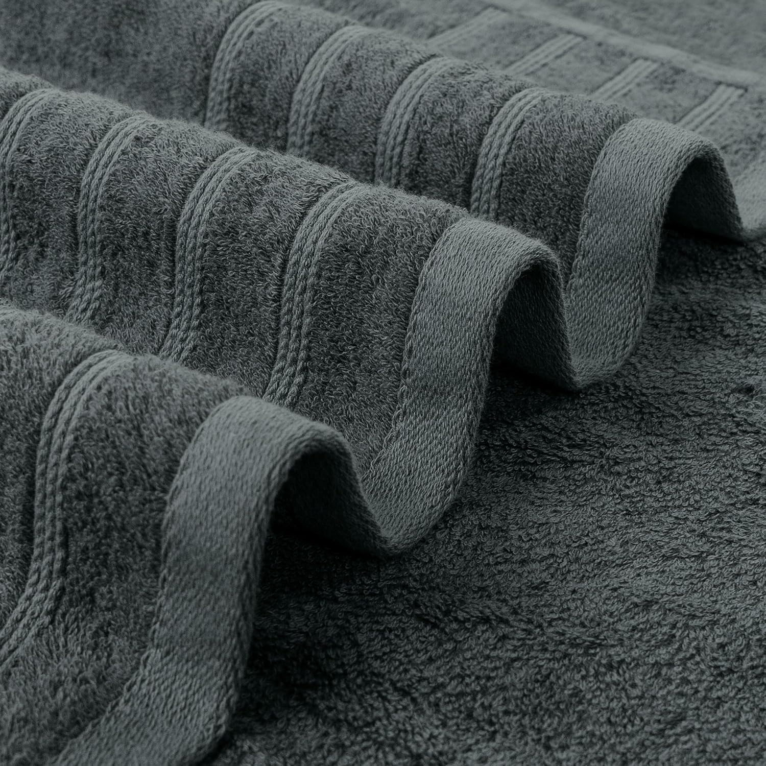 Avalon Towels Bath Towels Set of 4, Size 30 x 60 Inches, Highly Soft and Absorbent, Quick Drying, Lightweight, Perfect for Daily Use