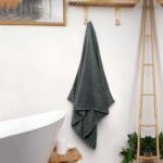 Avalon Towels Bath Towels Set of 4, Size 30 x 60 Inches, Highly Soft and Absorbent, Quick Drying, Lightweight, Perfect for Daily Use