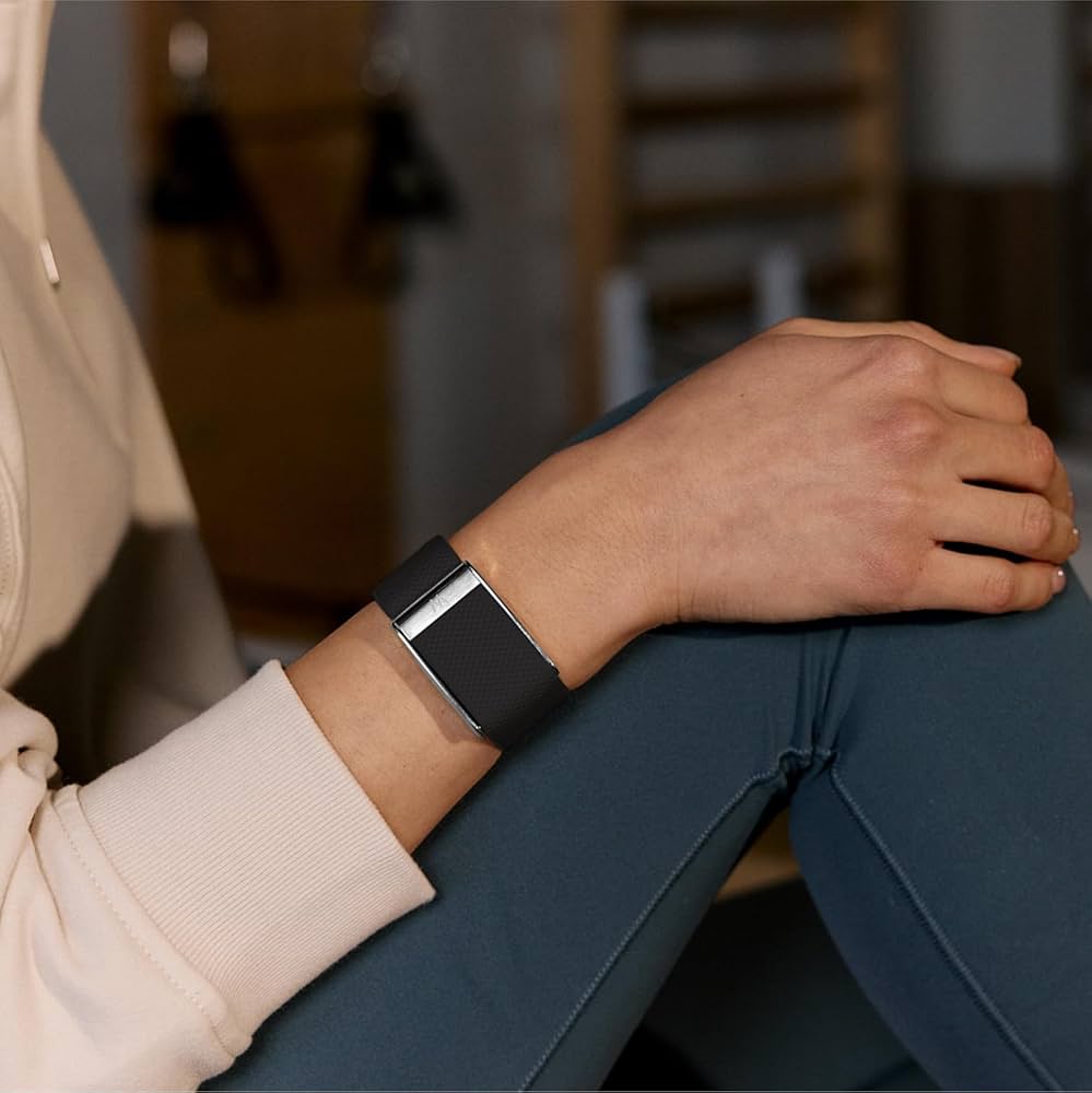 WHOOP 5.0/MG Activity Tracker – 12 Month Membership – Health and Fitness Wearable – 24/7 Activity and Sleep Tracker, Personalized Coaching, Menstrual Cycle Insights – 14+ Days Battery Life